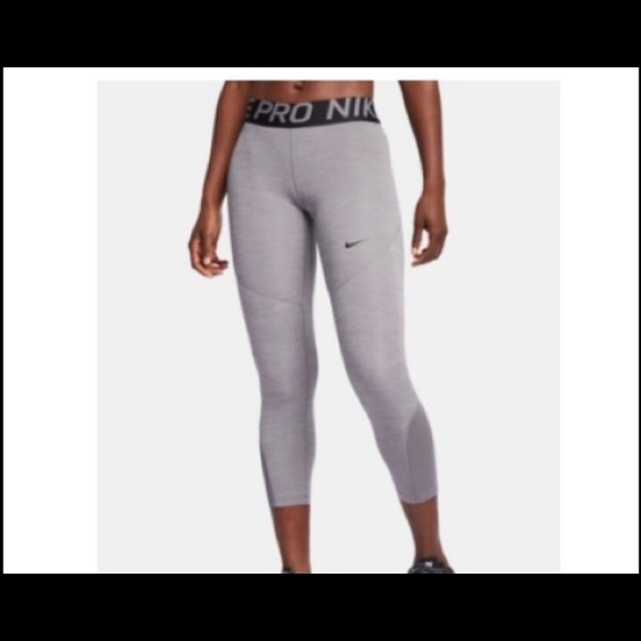 Nike Women's Pro Crop Tights Sz LG - Picture 1 of 6